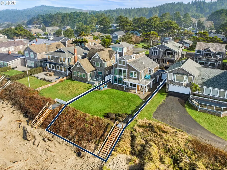 3772 Pacific St, Cannon Beach, OR 97110 - #2