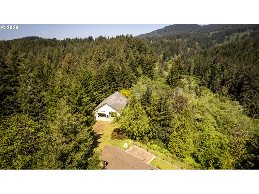89453 Rustic Ln, Florence, OR 97439 - #3