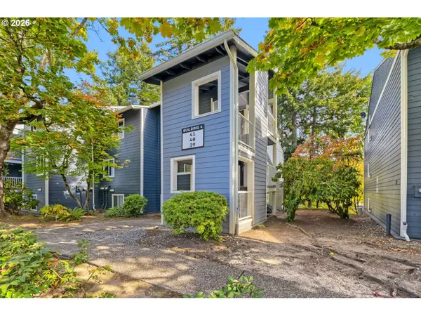12600 SE Freeman Way #40, Milwaukie, OR 97222