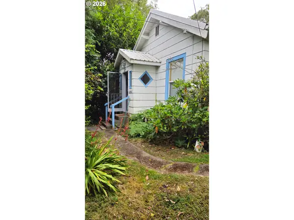 63721 Harriet Rd, CoosBay, OR 97420