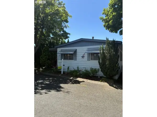 Sandy Blvd Ne #15, Fairview, OR 97024