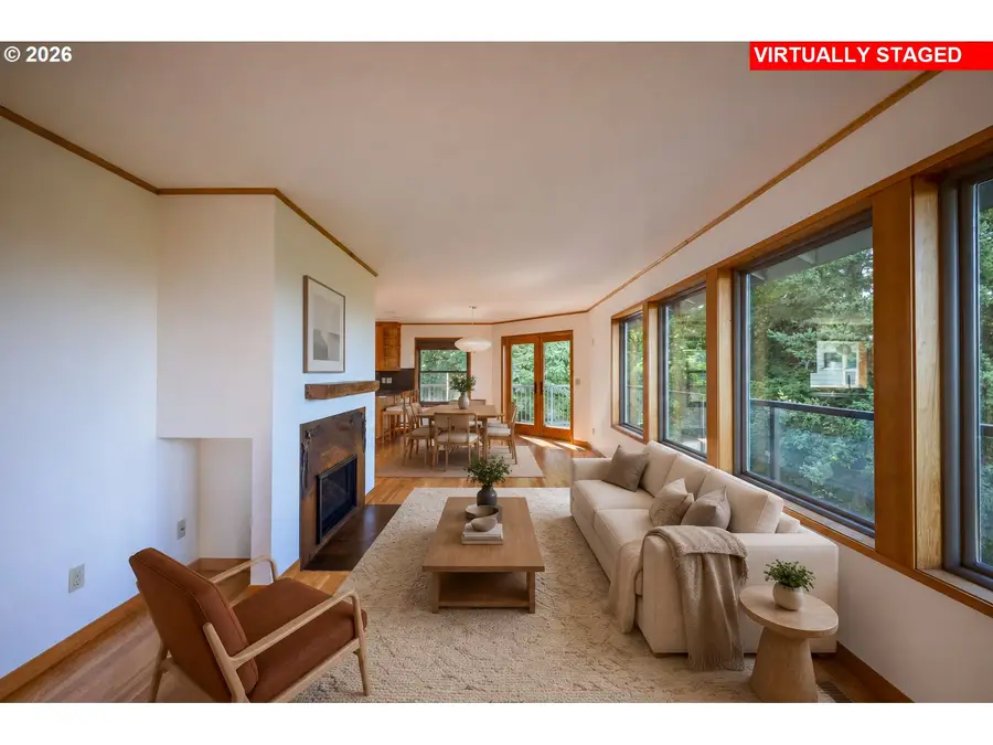 2445 SW Montgomery Dr, Portland, OR 97201 - #2