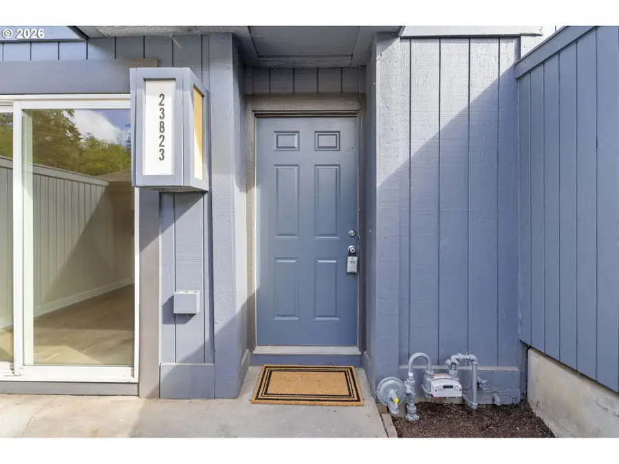 23823 NE Treehill Dr, Wood Village, OR 97060 - #2