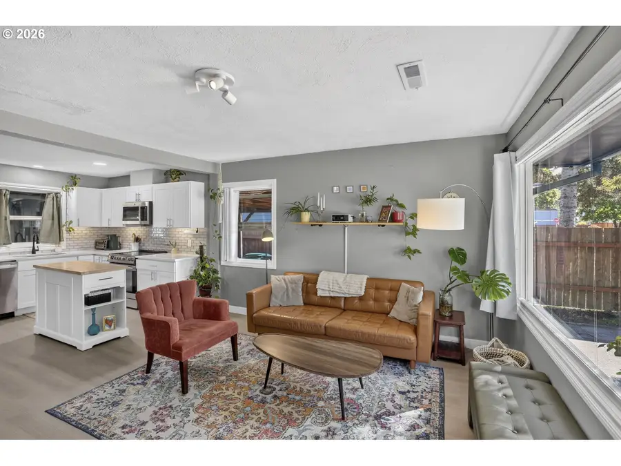 540 NE 94th Ave, Portland, OR 97220 - #3