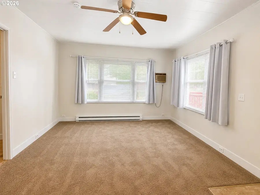 4300 N Montana Ave, Portland, OR 97217 - #3