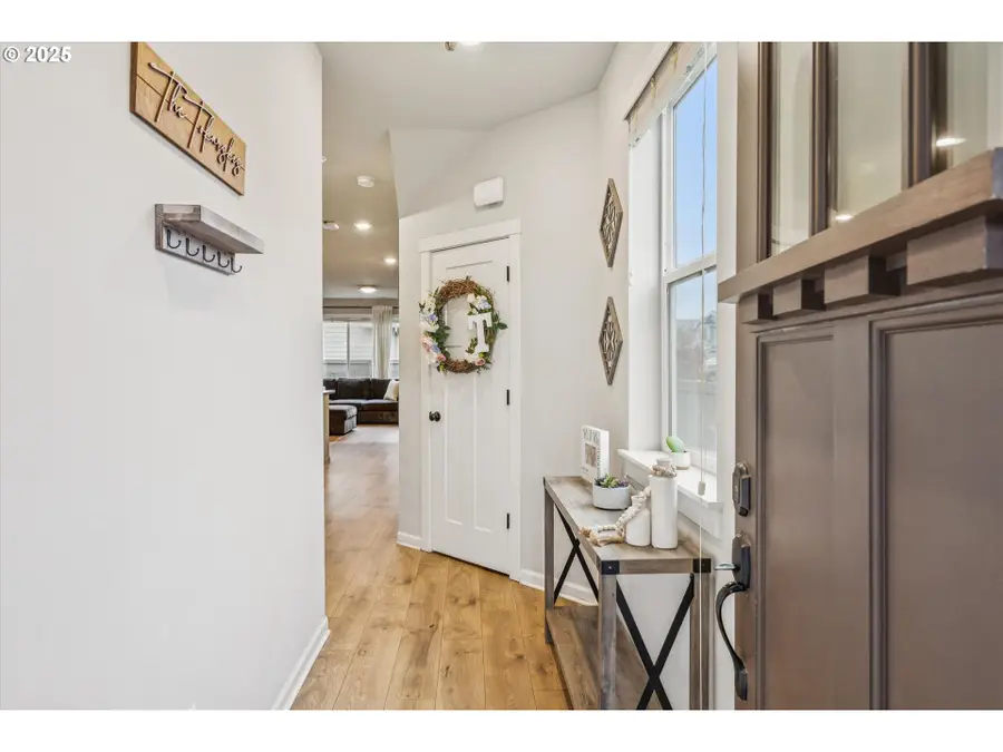 2081 Silverstone Dr, Forest Grove, OR 97116 - Image #3