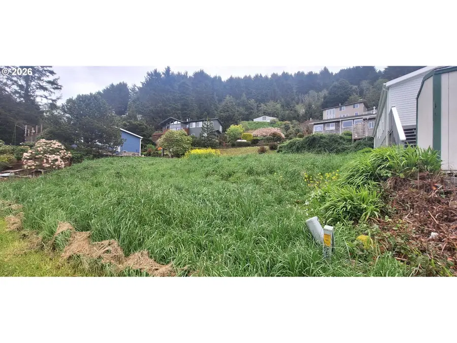 87 Greenhill Dr, Yachats, OR 97498 - #2