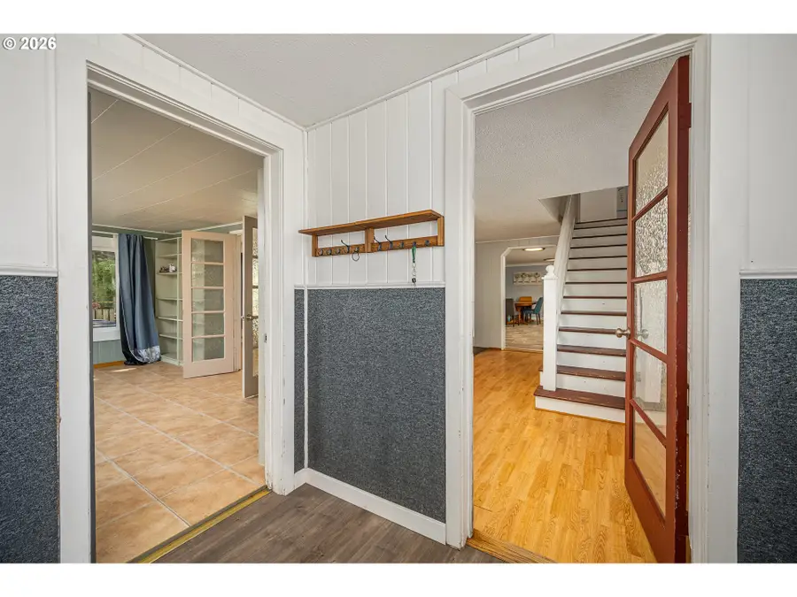 204 19th St, Springfield, OR 97477 - #2