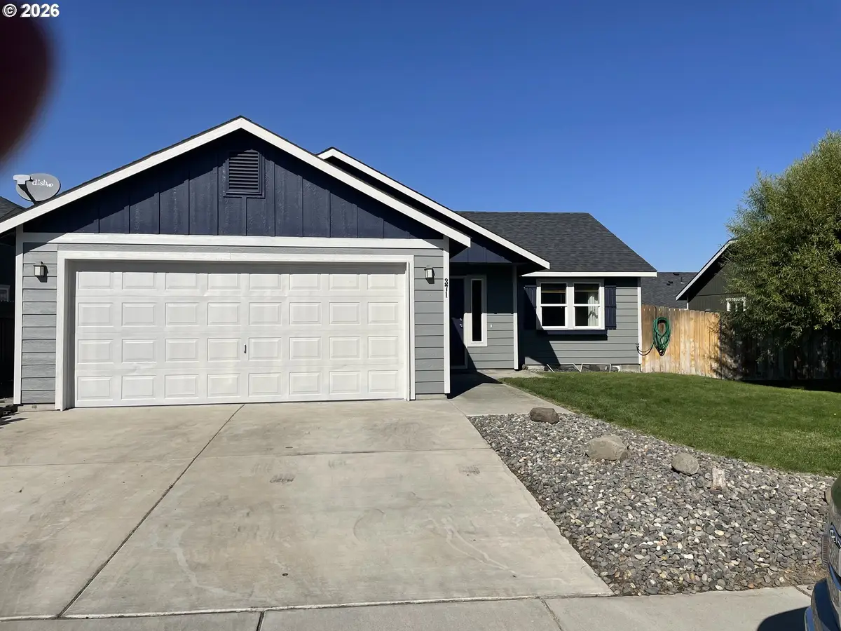 371 Bridgeport Ave, Umatilla, OR 97882 - #1