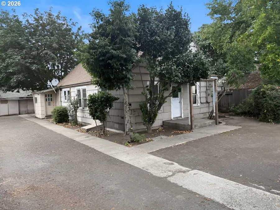 184 Iowa St, Eugene, OR 97402 - #2