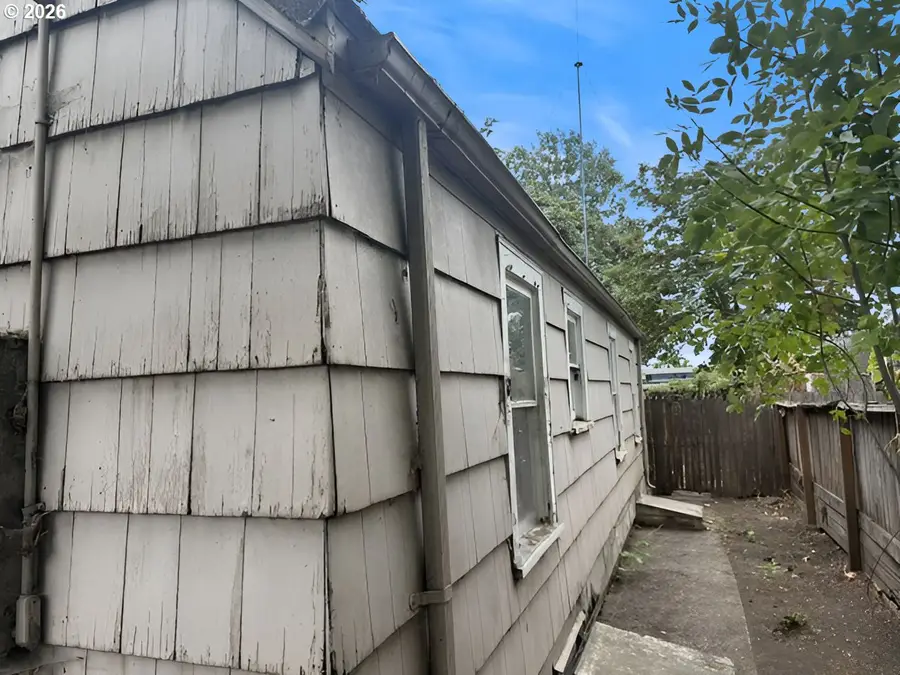 184 Iowa St, Eugene, OR 97402 - #3