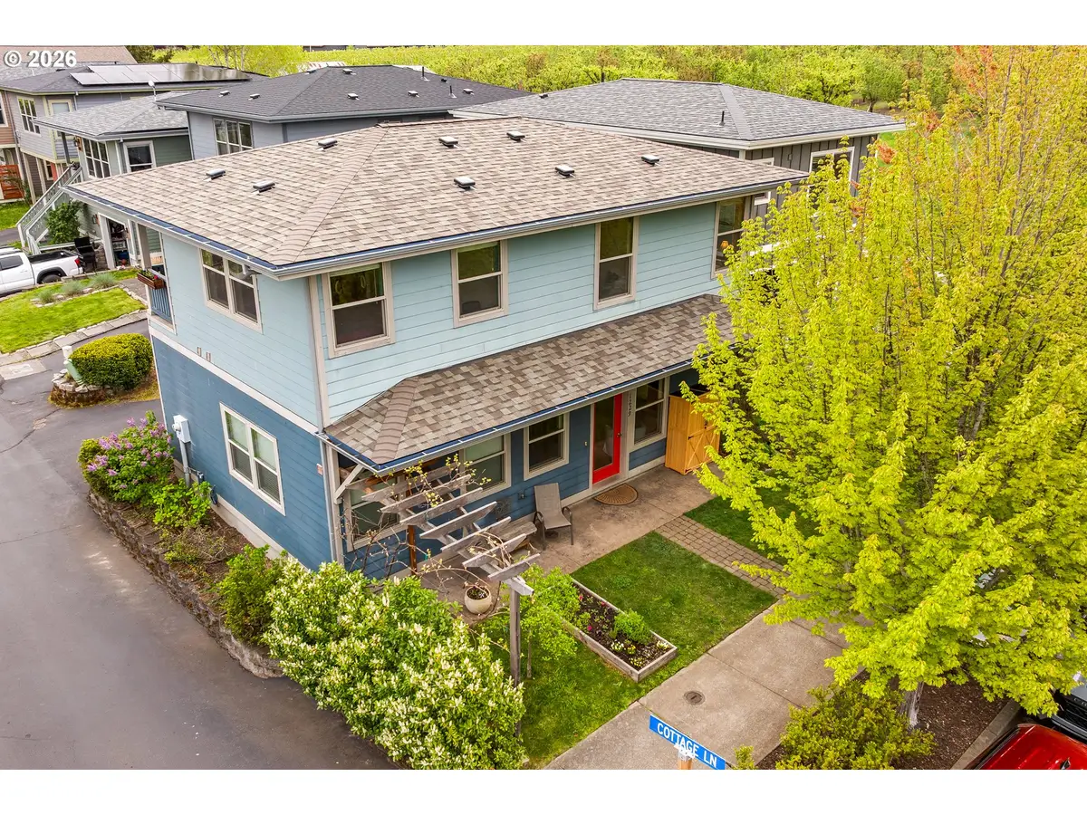 1229 29th St, Hood River, OR 97031 - #1