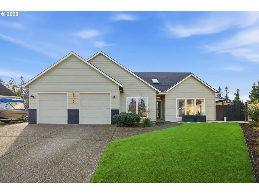 20165 Spyglass Ct, Oregon City, OR 97045 - Image #2