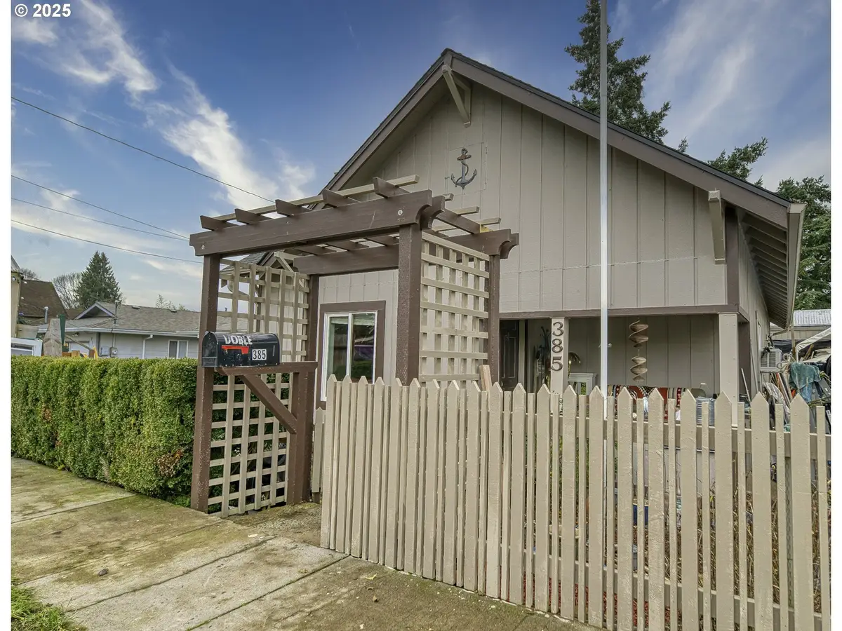 385 N 6th St, Saint Helens, OR 97051 - Image #1