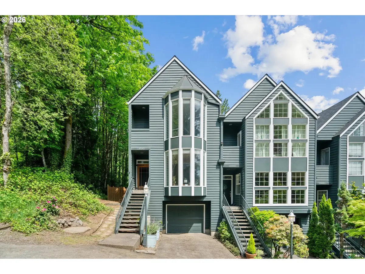 1239 SW Gaines St, Portland, OR 97239 - #1