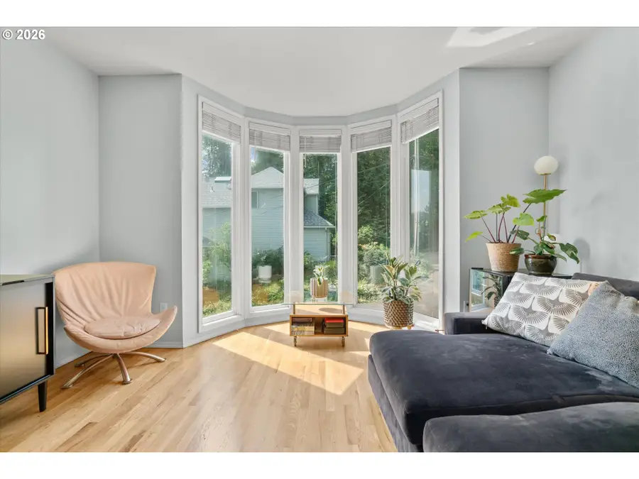 1239 SW Gaines St, Portland, OR 97239 - #3