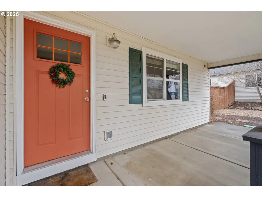 63194 NE De Haviland St, Bend, OR 97701 - #3