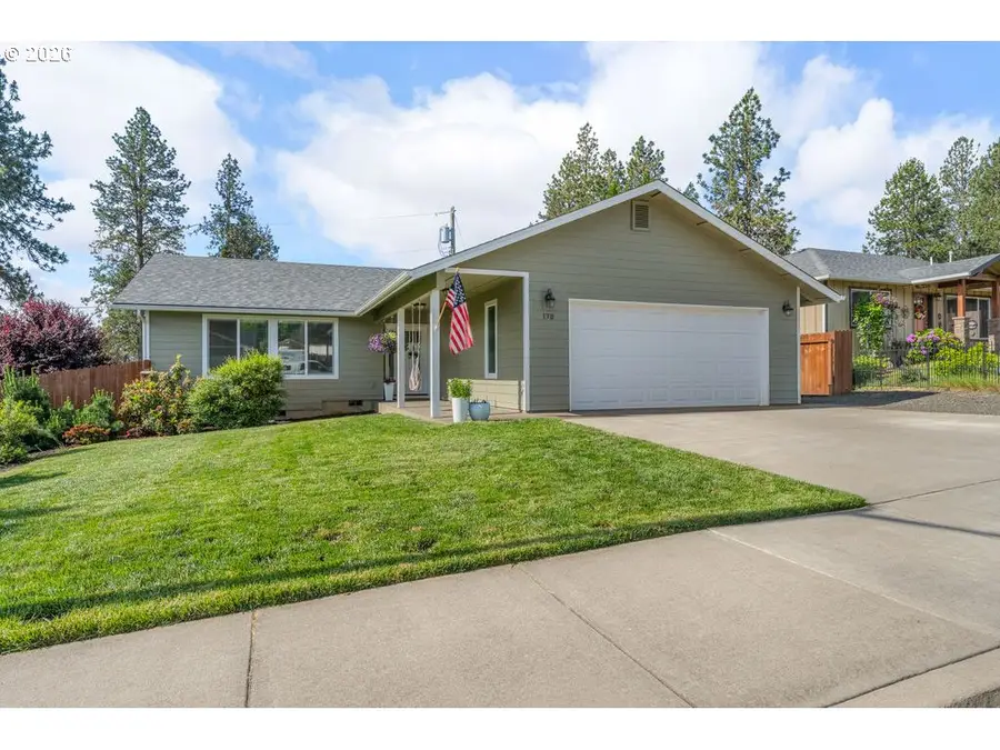 170 Addison Ave, Sutherlin, OR 97479 - #3