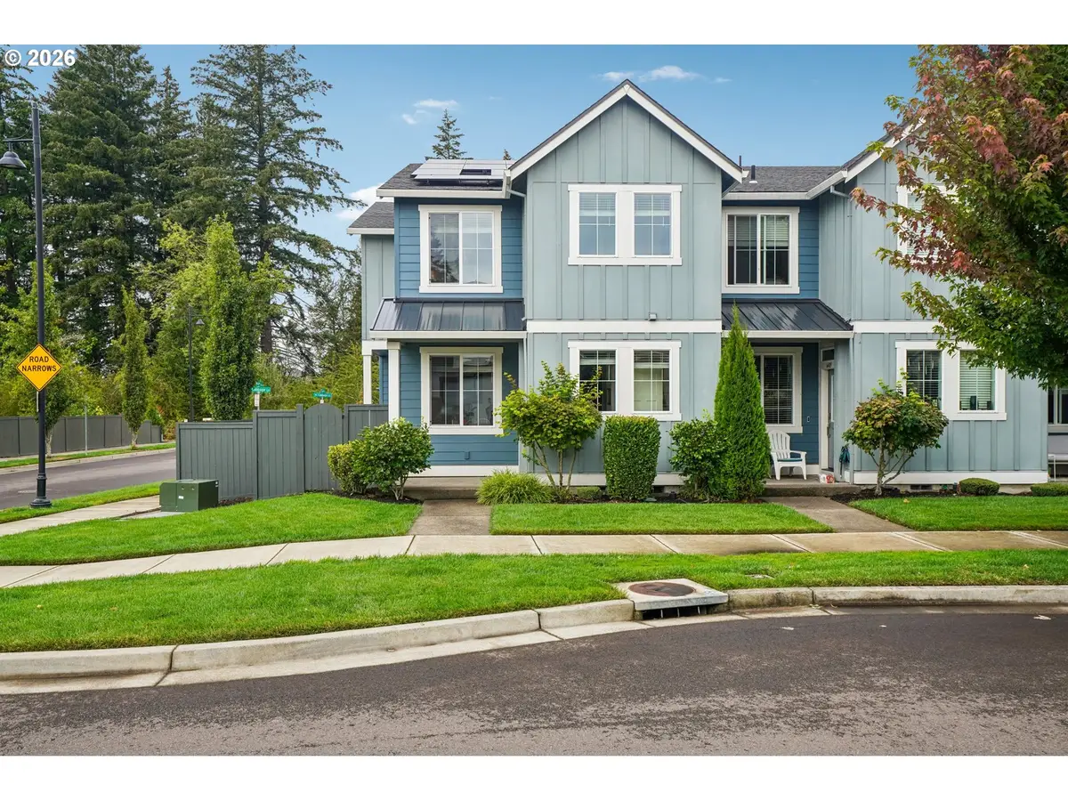 6401 SE Genrosa St, Hillsboro, OR 97123 - #1