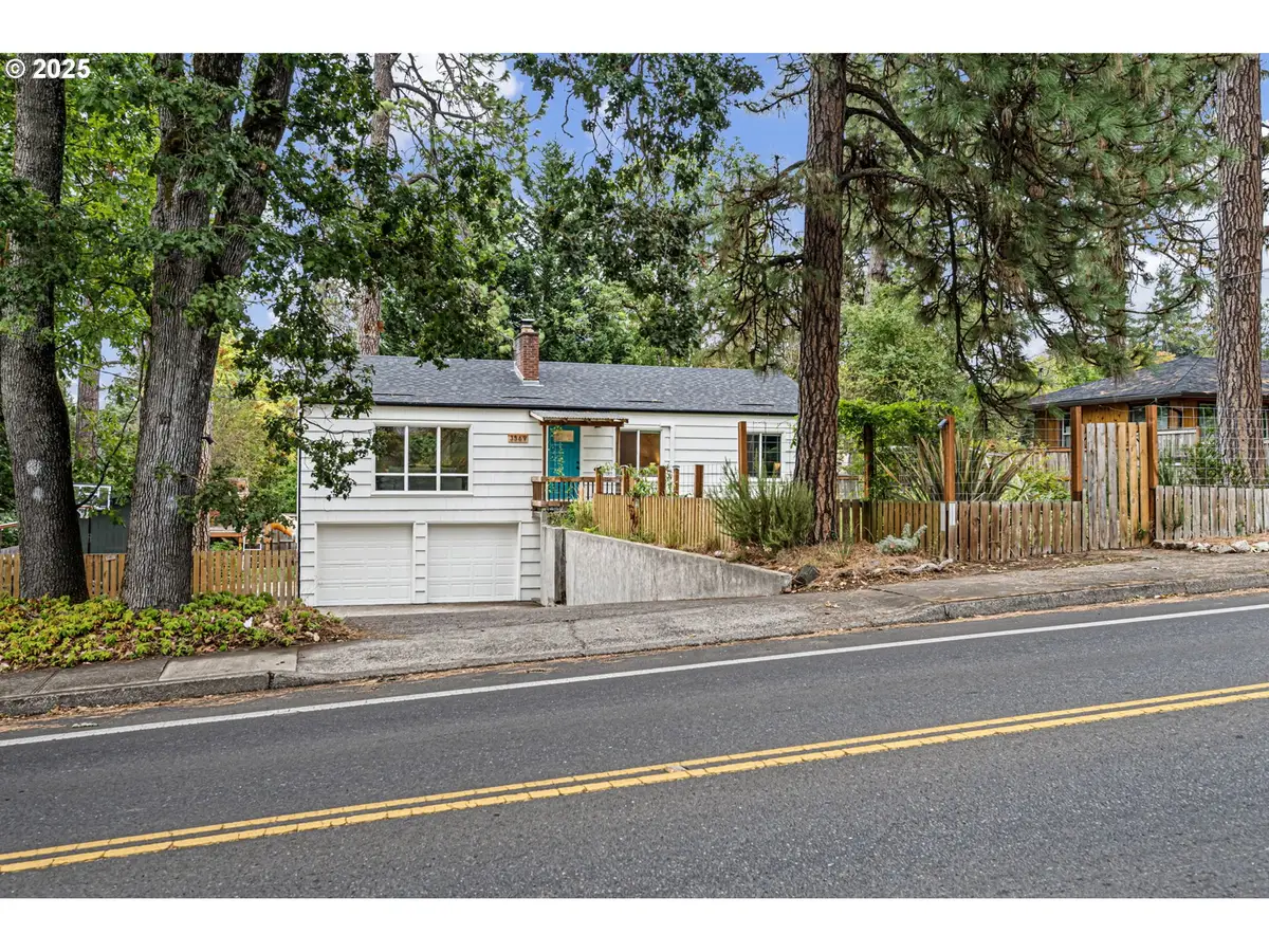 3569 Willamette St, Eugene, OR 97405 - Image #1