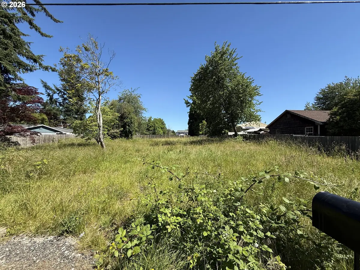 3777 SE 14th St, Gresham, OR 97080 - #1