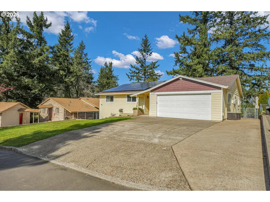 107 Glenwood Ct, Oregon City, OR 97045 - #3