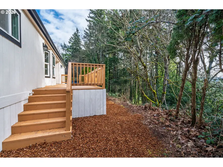 15205 SE Michelle Dr, Clackamas, OR 97015 - #2