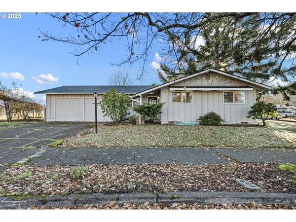 1925 Harvard Dr, Eugene, OR 97405