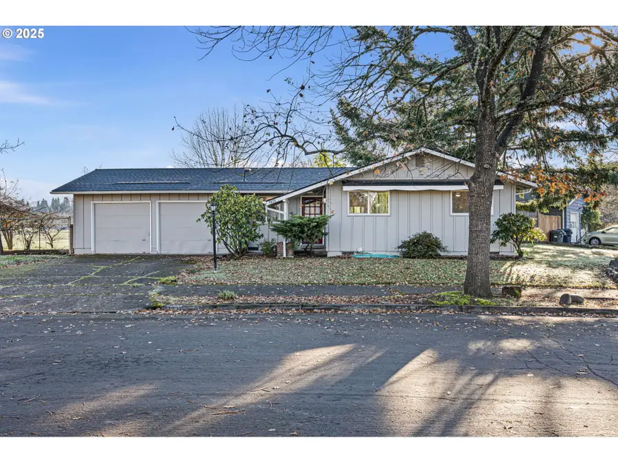 1925 Harvard Dr, Eugene, OR 97405 - Image #2