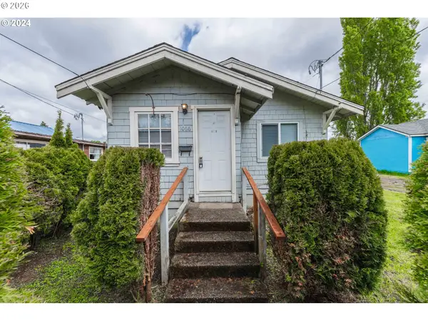 1066 S 8th St, CoosBay, OR 97420