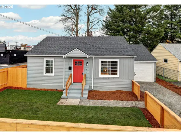 8225 SE Raymond Ct, Portland, OR 97266