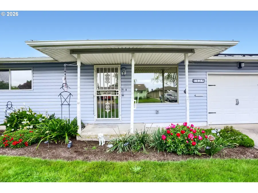 1629 Newport Way, Woodburn, OR 97071 - #3