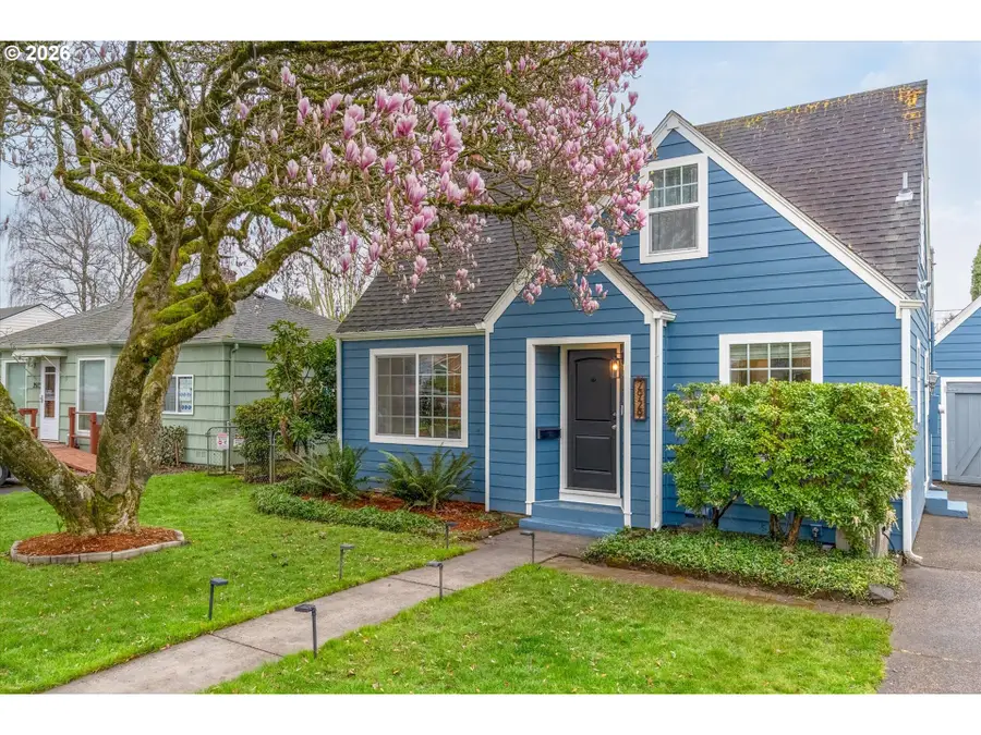 2929 Louisiana St, Longview, WA 98632 - #3