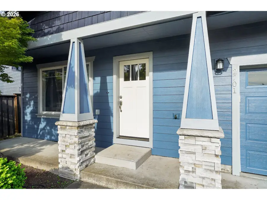 2701 SW Latourell Pl, Troutdale, OR 97060 - #2