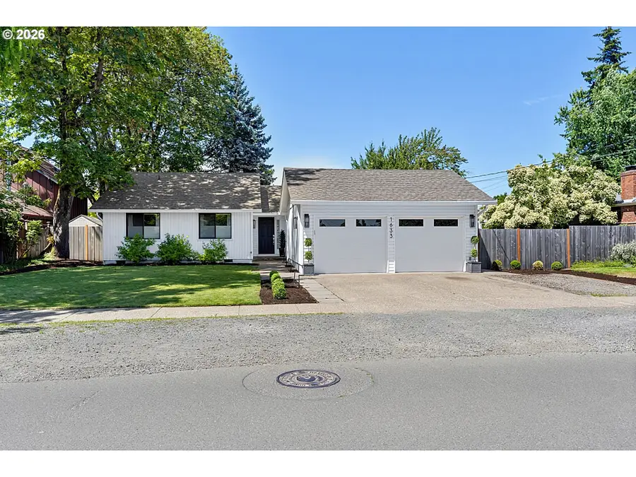 1633 Holly Ave, Eugene, OR 97408 - #2