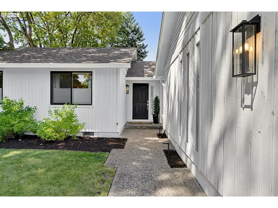 1633 Holly Ave, Eugene, OR 97408 - #3
