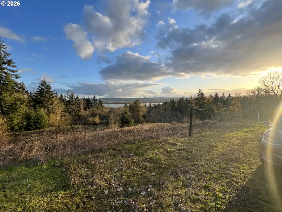 300 Daves View Dr, Kalama, WA 98625 - #3