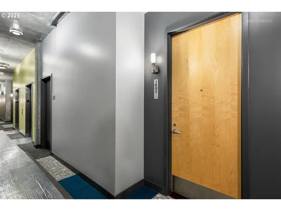 1926 W Burnside St #1605, Portland, OR 97209 - #3