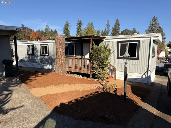 401 N Comstock Rd, Sutherlin, OR 97479