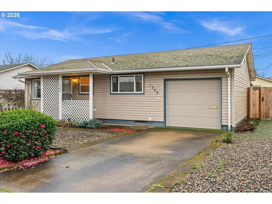 1386 Umpqua Rd, Woodburn, OR 97071 - Image #2