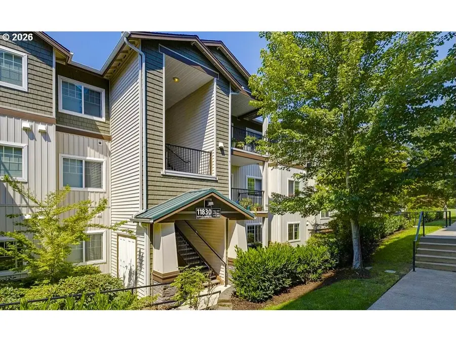 11830 NW Holly Springs Ln #206, Portland, OR 97229 - Image #2