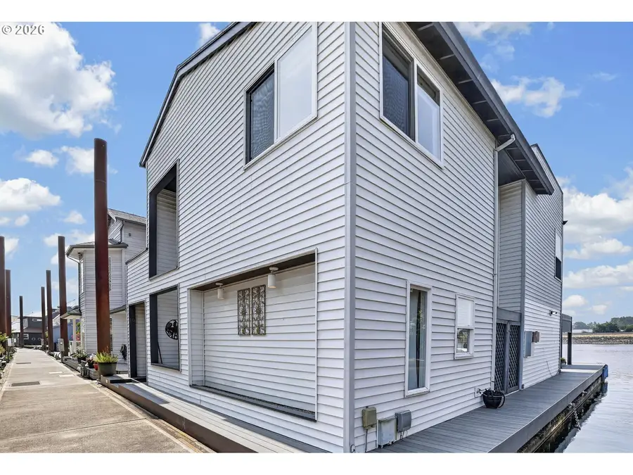 2630 N Hayden Island Dr #19, Portland, OR 97217 - #2