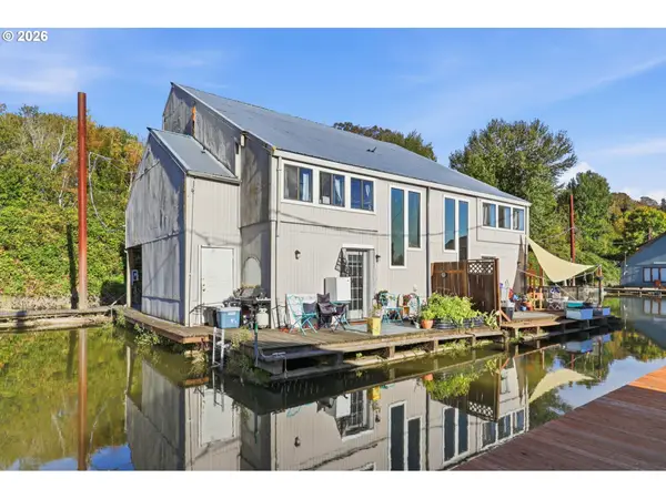 5 W Mill St, Ridgefield, WA 98642