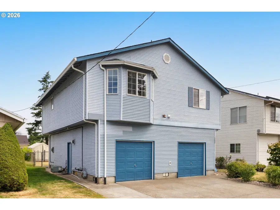 12037 SE Raymond St, Portland, OR 97266 - #3