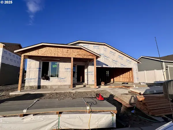 881 NE Laurel Springs Dr, Hermiston, OR 97838