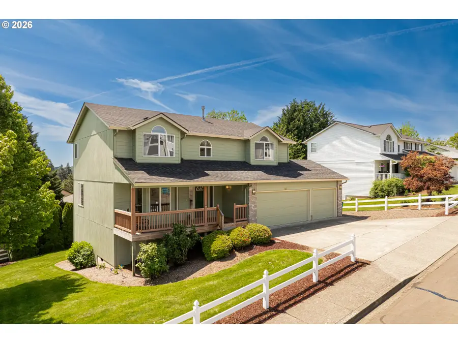 1241 E Pioneer Loop, La Center, WA 98629 - #2