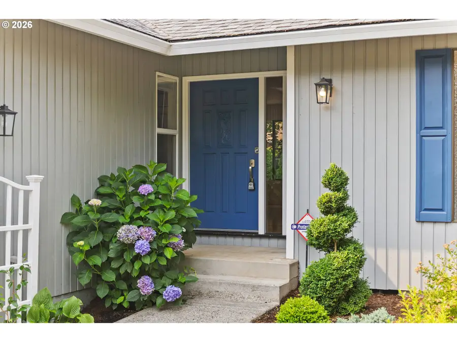6640 Palomino Cir, Northwest Clackamas, OR 97068 - #3