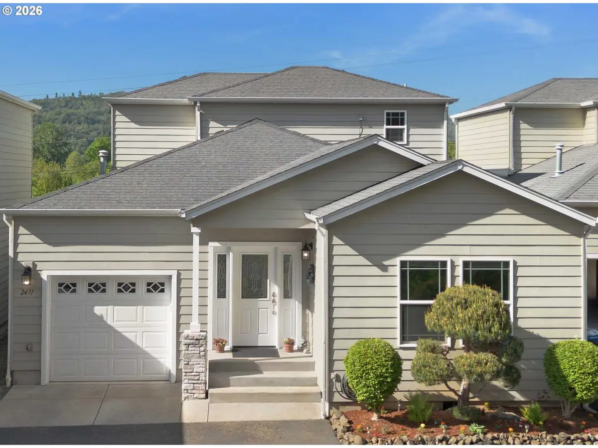 2471 SE Waldon Ave, Roseburg, OR 97470 - #1