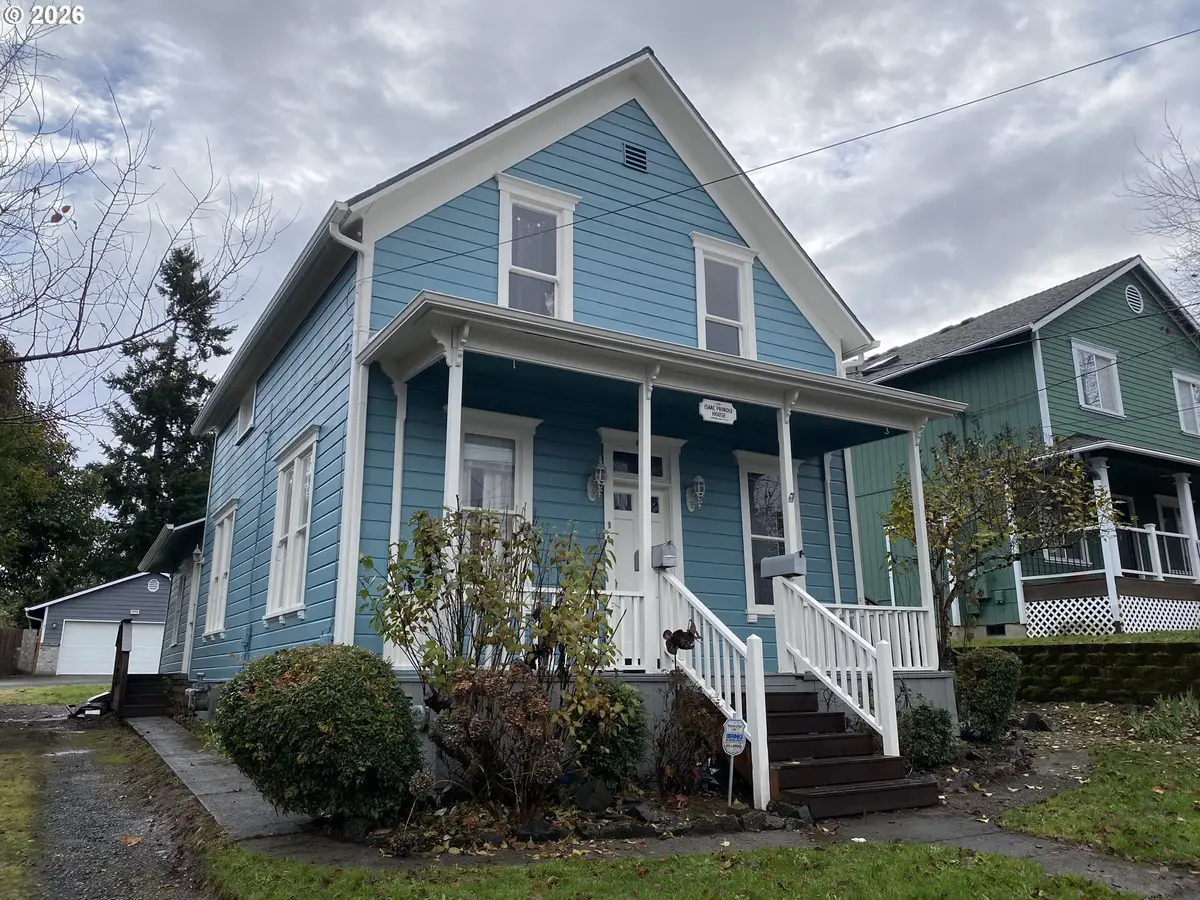 1014 Taylor St, Oregon City, OR 97045 - #1