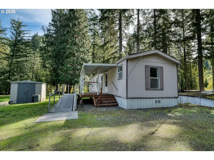30148 Boulder Ridge Dr #3, Scappoose, OR 97056 - #2